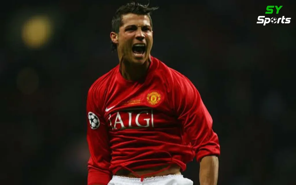 كريستيانو رونالدو: أسطورة لا تتكرر في عالم كرة القدم 3 Logopit 1739829185009